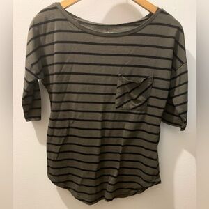 Decree Women’s S Striped Olive Green 3/4 Length Sleeve Pocket Tee
